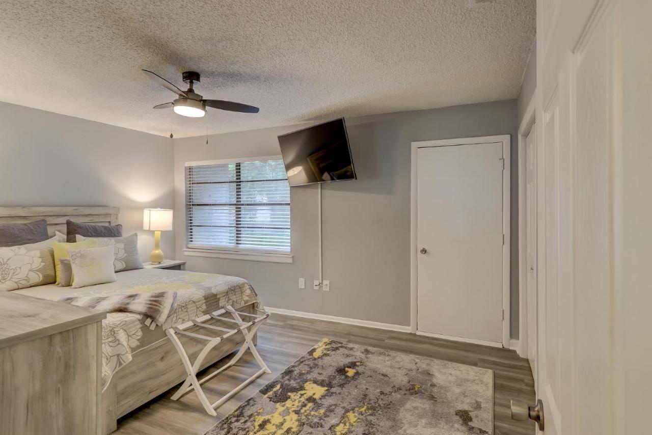 הילטון הד איילנד #111 Elaborate Condo Ideal Location 2Brm/2 Parking מראה חיצוני תמונה