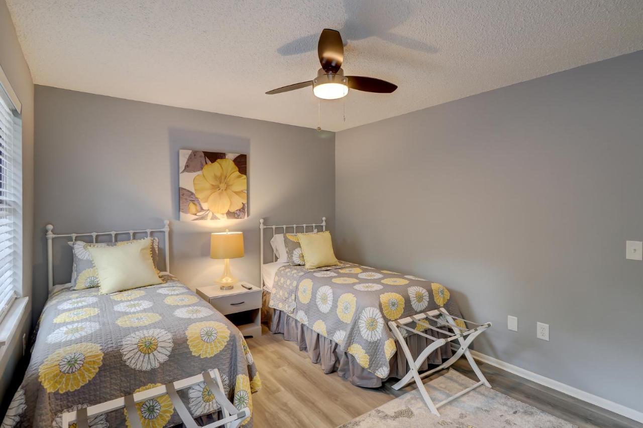 הילטון הד איילנד #111 Elaborate Condo Ideal Location 2Brm/2 Parking מראה חיצוני תמונה