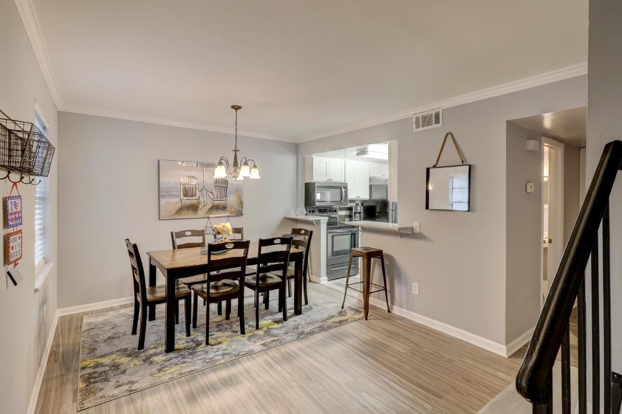 הילטון הד איילנד #111 Elaborate Condo Ideal Location 2Brm/2 Parking מראה חיצוני תמונה